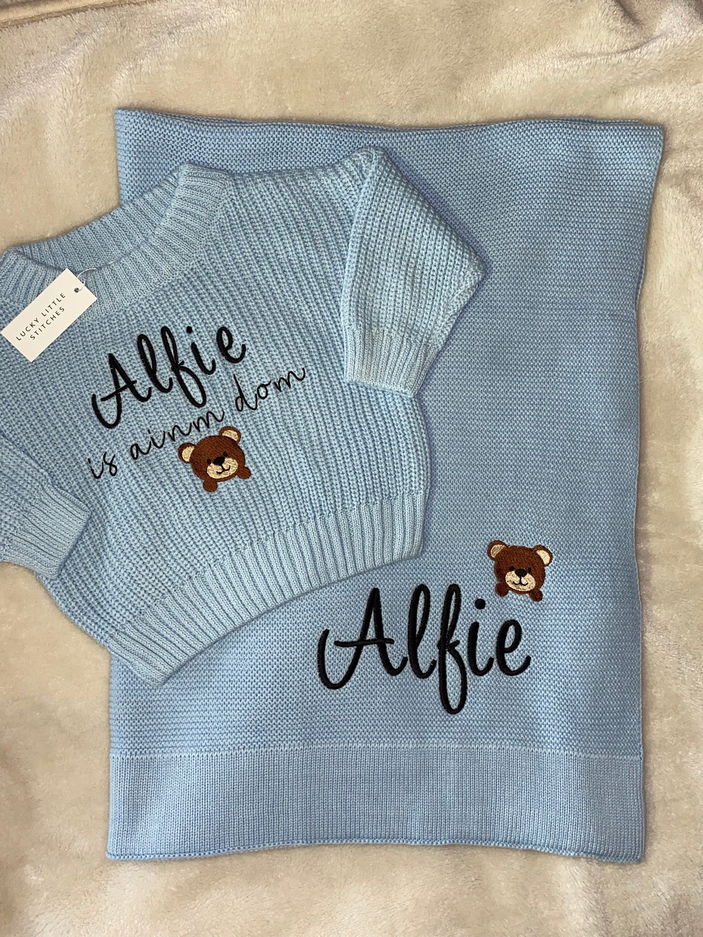 Jumper & Blanket Bundle - Is ainm dom (blue)