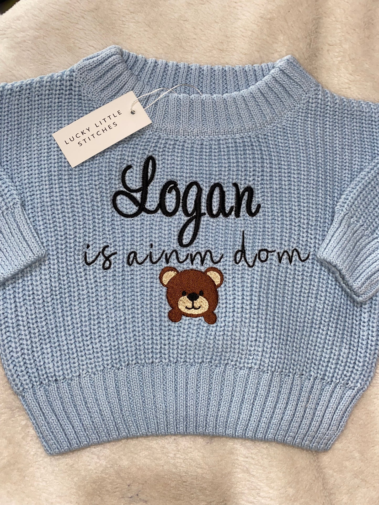 Blue - Is ainm dom